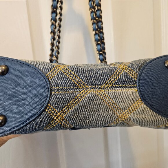 Steve Madden BVOLTURI Quilted Denim Crossbody Purse - Picture 6 of 12